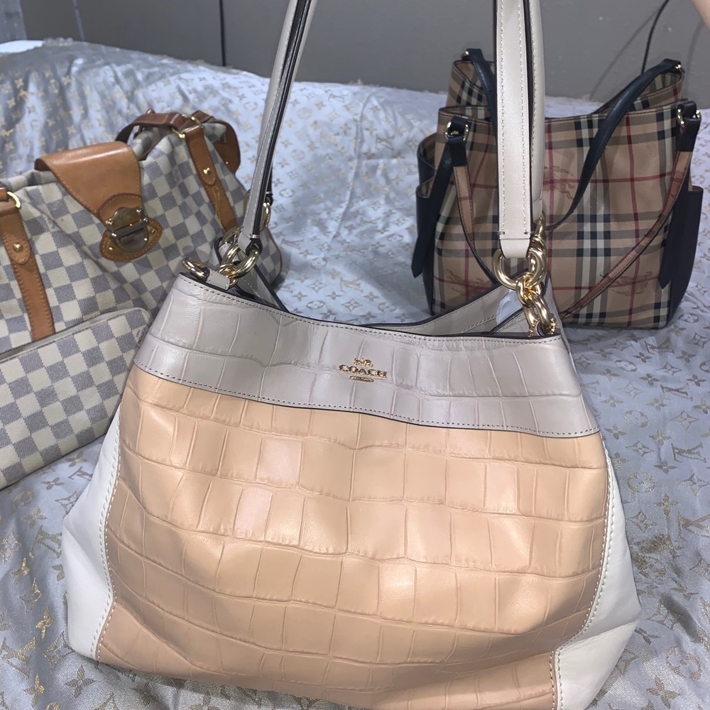 Coach Leather Shoulder Bag